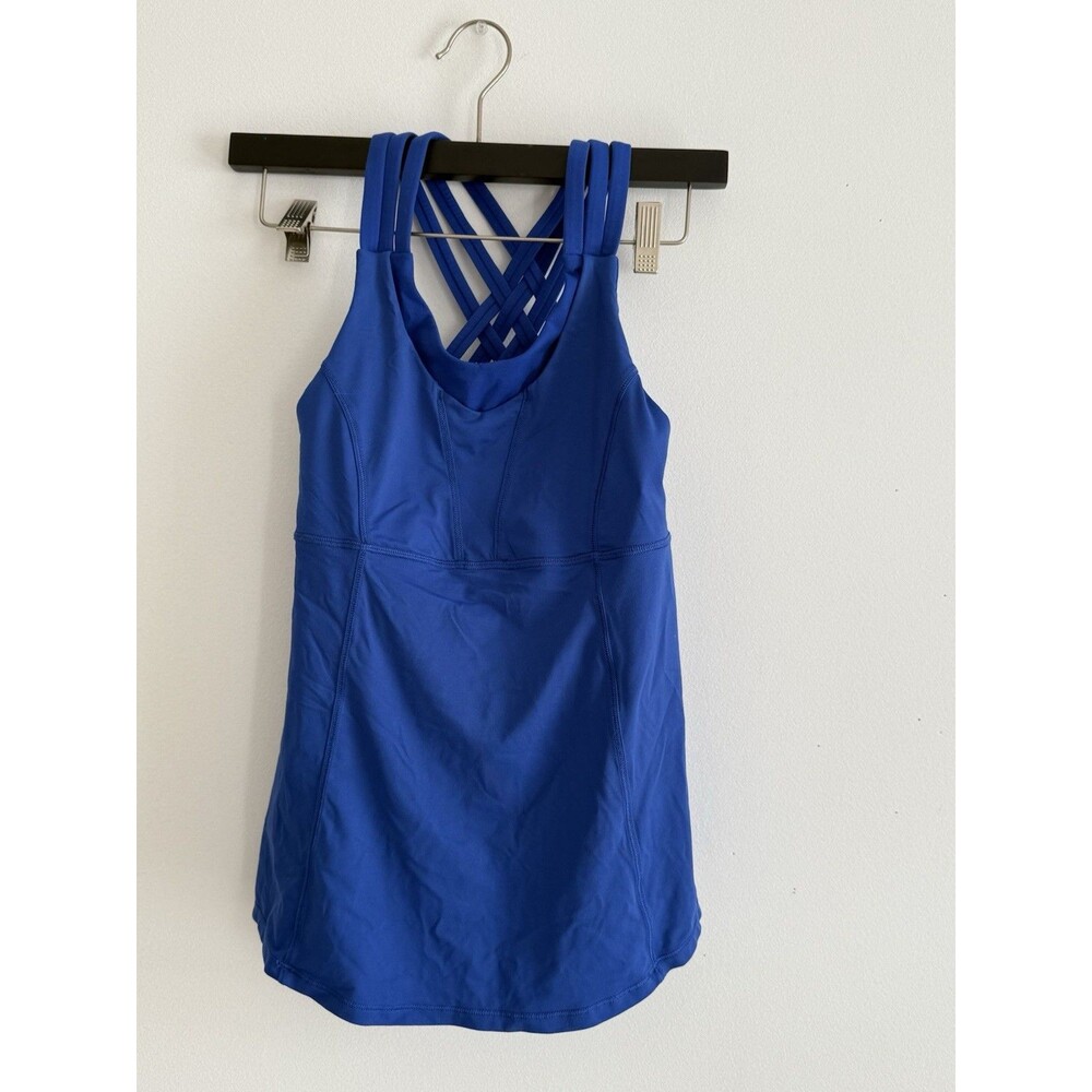 ✿ Lululemon Blue Criss Cross Back Athletic Tank Top Size 4 Built-In Bra